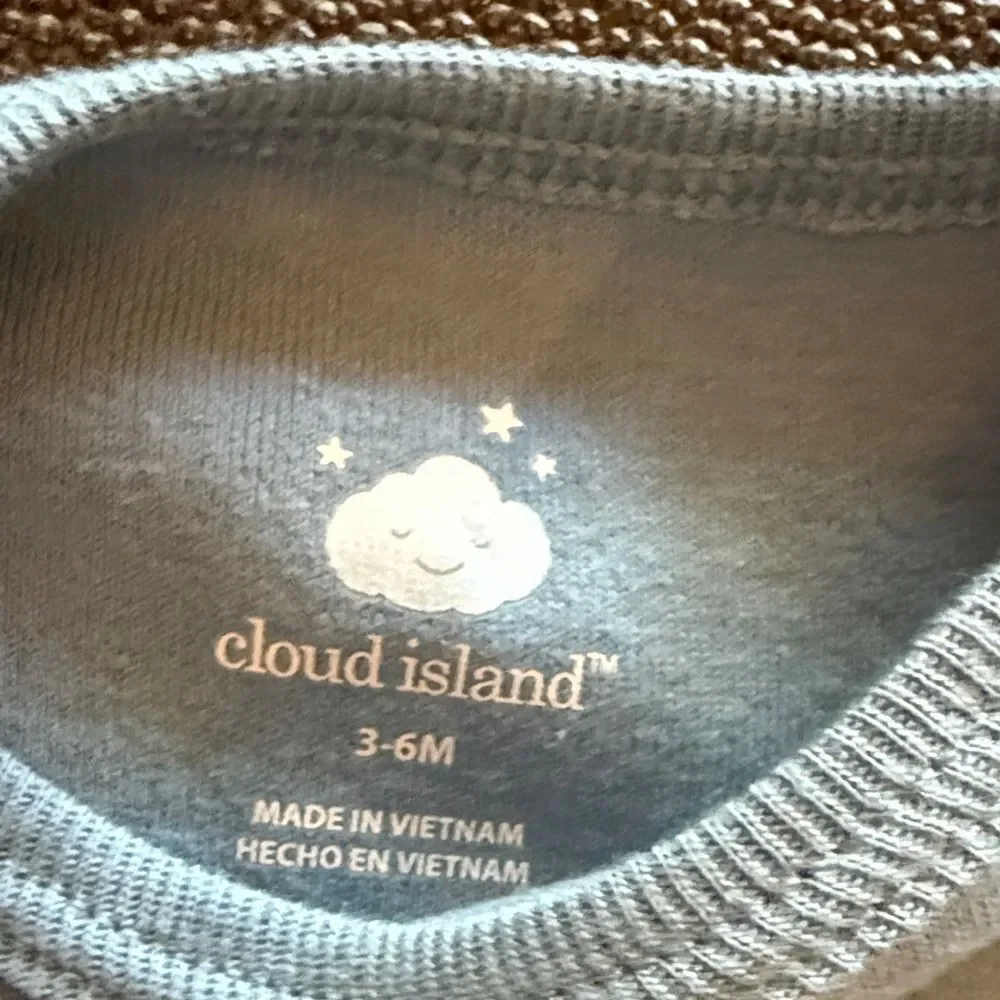 Bundle of 6 Baby Bodysuits Cloud Island brand and other  Blue and White  Set 3-9